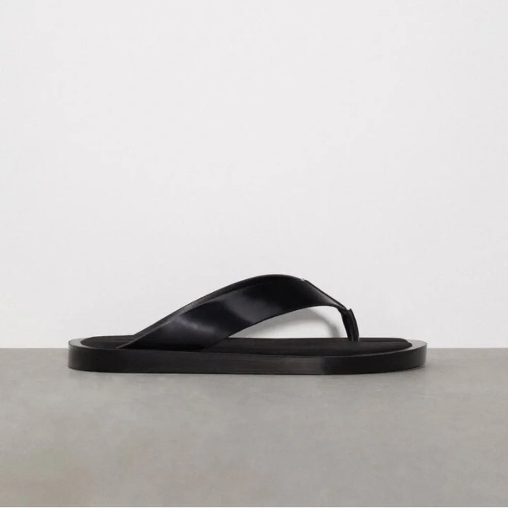 Zara | Black Minimalist Sandals Size 7.5/38 - Picture 2 of 8